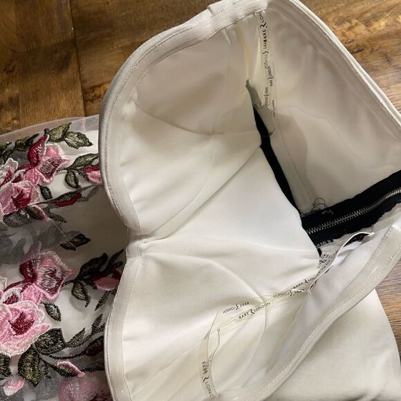 Rare London bodysuit dress embroidered sz large - Picture 15 of 16
